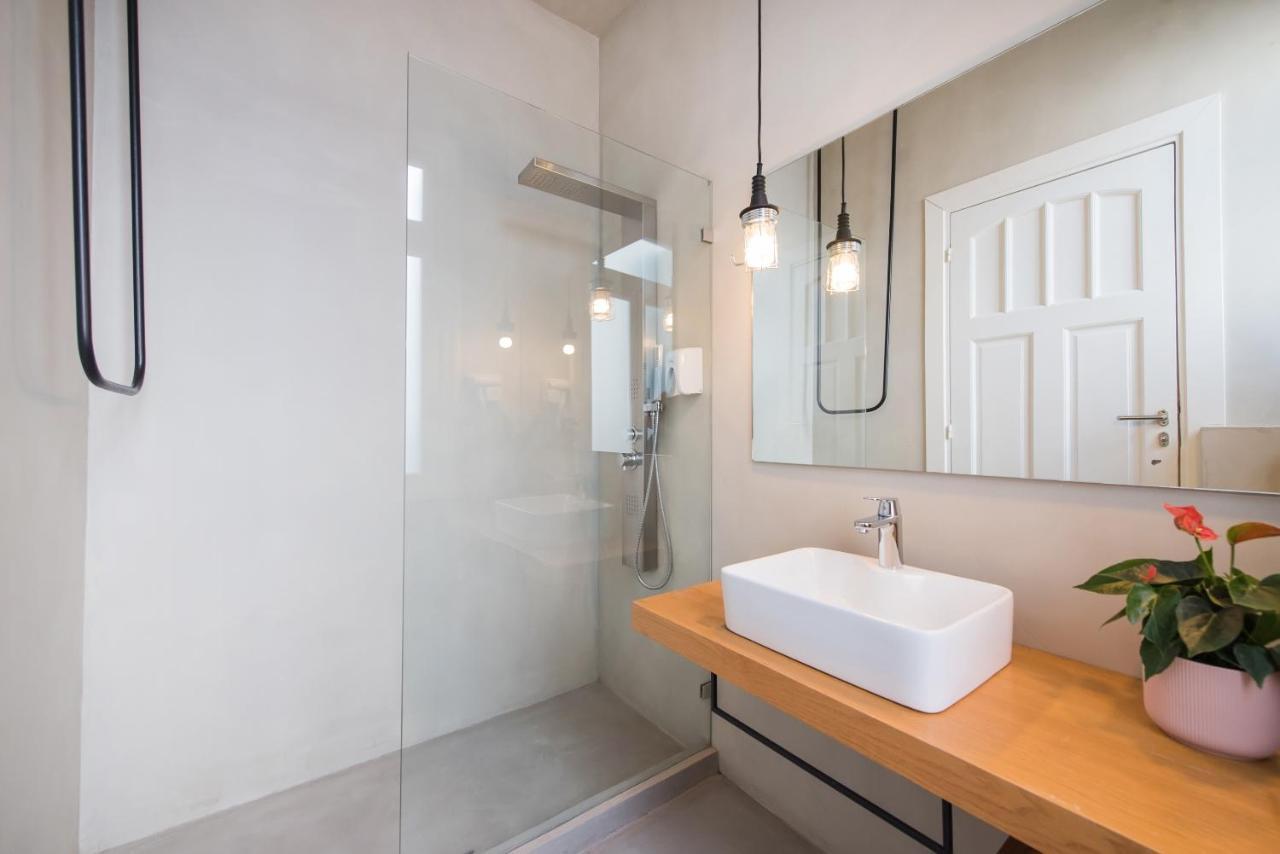 Monk Monastiraki Suites Ateny Zewnętrze zdjęcie